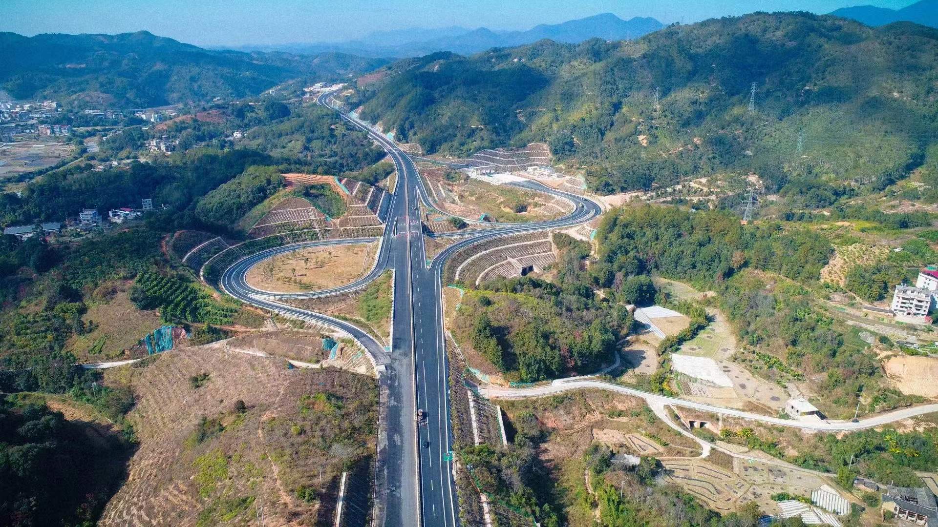 龍巖靖永高速公路